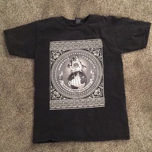 Obey shirt